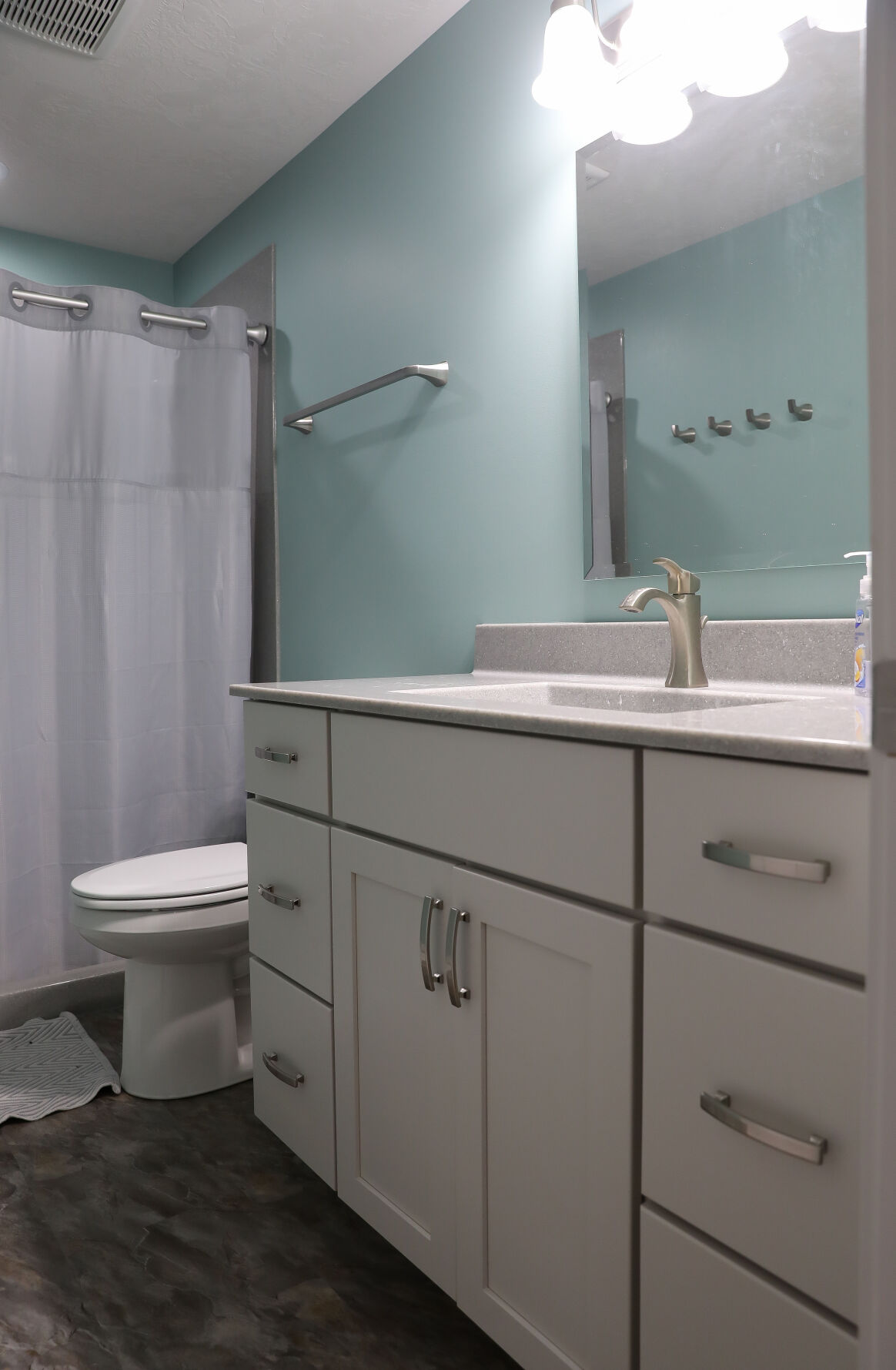 20. Basement Bath.jpg